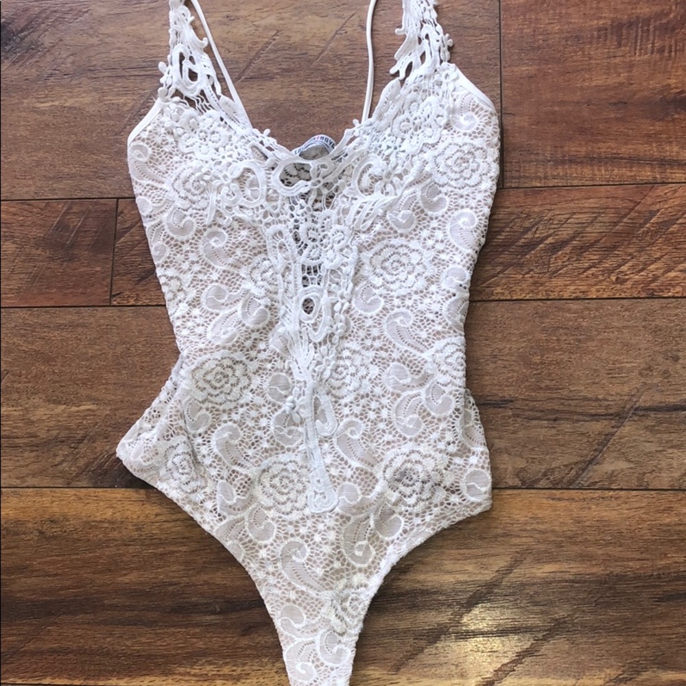 Fashion Nova Bodysuit